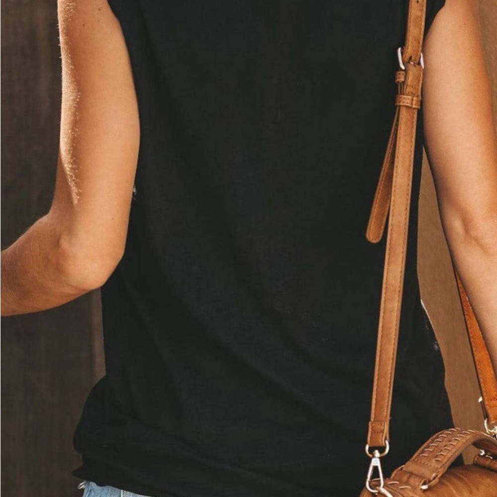 Distressed Tank - Picture 2 of 3